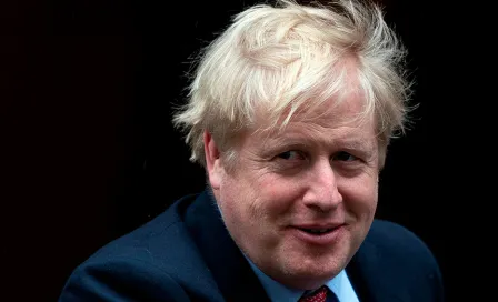 Boris Johnson recibió alta del hospital y agradeció a servicios de salud por salvarle la vida