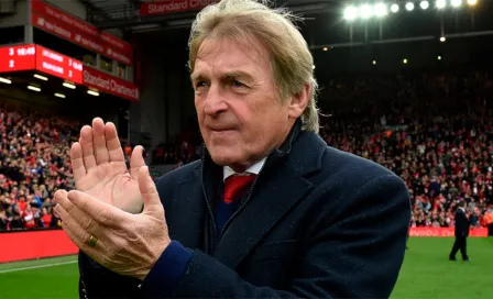 Kenny Dalglish, histórico del Liverpool, dado de alta tras positivo por coronavirus