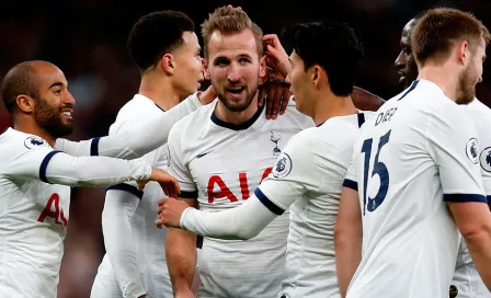 Tottenham revirtió decisión y pagará salarios completos a empleados