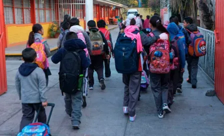 Alumnos en México podrán retomar sus clases con programa en línea