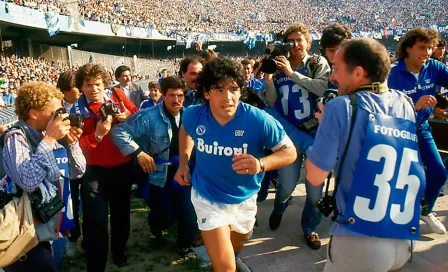 Subastarán camiseta de Maradona para reunir fondos en la lucha contra el Covid-19