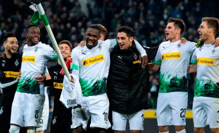 Borussia Mönchengladbach tendrá 'aficionados' de cartón en gradas por coronavirus