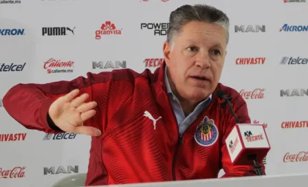 Chivas: Peláez buscará evitar su peor torneo como director deportivo