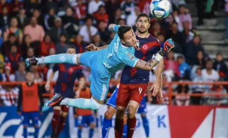 Gudiño y Alan Medina protagonizaron el primer 0-0 de la eLigaMX entre Chivas y Toluca 