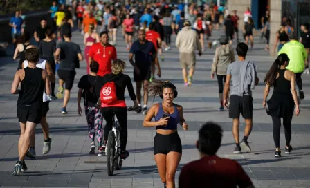 Españoles salieron a la calle tras volverse a permitir hacer ejercicio al aire libre