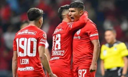 VIDEO: Toluca entregó despensas a los más necesitados