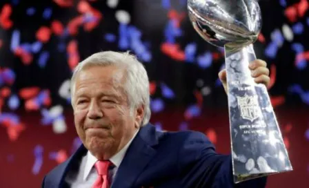 Dueño de Patriots subastará anillo de Super Bowl LI por una buena causa