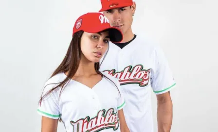 Diablos Rojos del México presentaron sus nuevos uniformes 