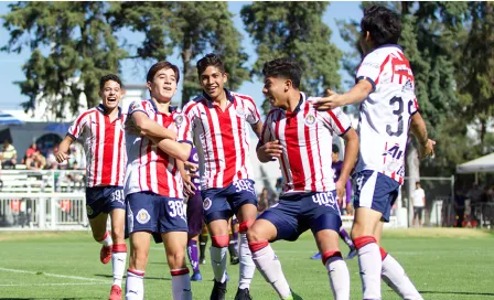 Chivas realiza visorías virtuales por coronavirus