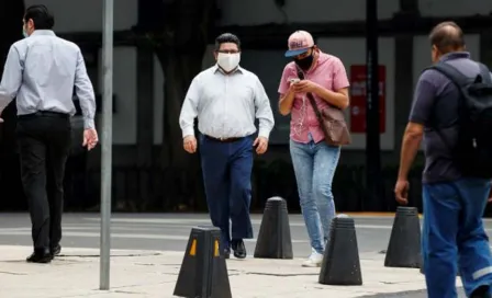 Gobierno de México recomendó a empleados regresar a labores sin barba y bigote