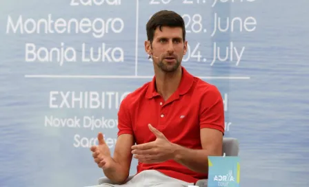 Djokovic: 'El coronavirus me ha hecho estar más en contacto con Federer y Nadal'