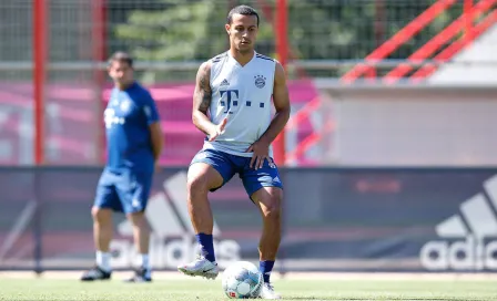 Thiago Alcántara volvió a entrenar con Bayern Munich tras su lesión