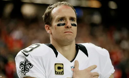 Drew Brees ofreció disculpas por sus comentarios sobre el himno de EU