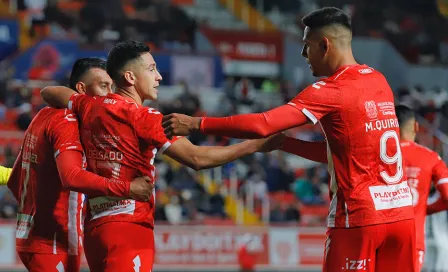 Necaxa: Ya no vestirá Charly; ahora será Pirma 