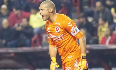 Gibrán Lajud: Xolos buscó intercambio por Jiménez; América no tuvo interés