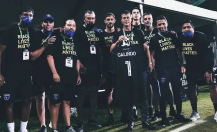 VIDEO: Matías Almeyda y jugadores del SJ Earthquakes saludaron a Benjamín Galindo