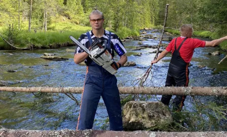 Erling Haaland 'presumió' foto talando árboles en Noruega