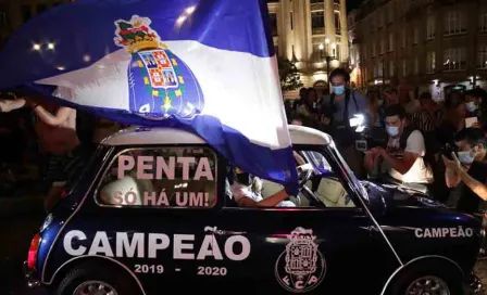 Porto: Afición de los Dragones salió a celebrar el campeonato a pesar del Covid-19