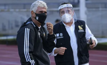 Ricardo Ferretti y Manuel Negrete se reencontraron en la cancha de CU