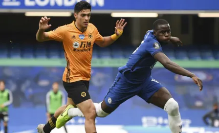 Raúl Jiménez: Wolverhampton cayó ante Chelsea y complica su pase a Europa League