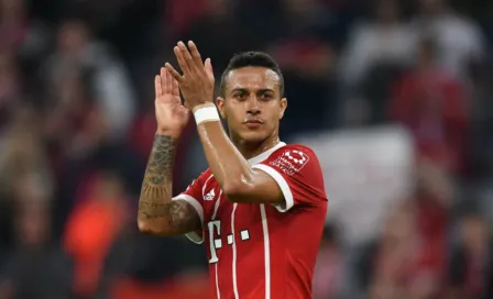 Bayern Munich: Thiago Alcántara sorprendió a aficionadas que luchan contra el Covid-19