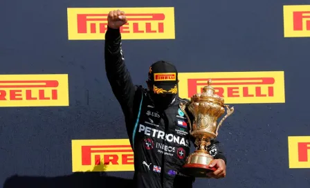 Lewis Hamilton ganó GP de Gran Bretaña con un neumático pinchado