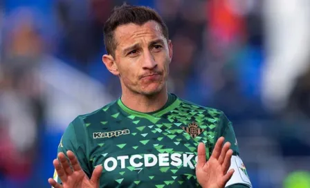 Video: Guardado puso ambiente en el entrenamiento del Betis con Los Ángeles Azules 