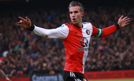 Robin van Persie: Regresó al Feyenoord como parte del cuerpo técnico