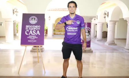 Mazatlán FC: Camilo Sanvezzo ya posó con la playera del club sinaloense