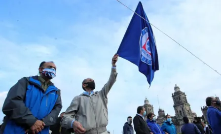 Cruz Azul: Cooperativistas se manifiestan en favor de Billy Álvarez