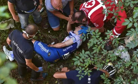 Video: Ciclista Remco Evenepoel cayó de un barranco en el Giro de Lombardía