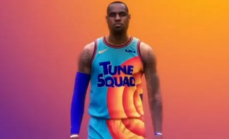 Video: LeBron James posó con el nuevo jersey de 'Space Jam: Una Nueva Era'