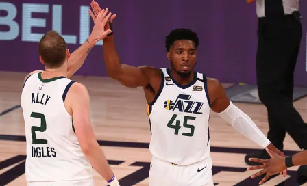 Jazz empató serie ante Nuggets con destacado juego de Mitchell