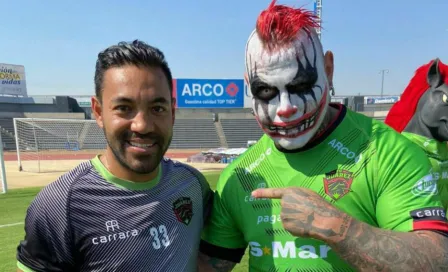 FC Juárez: Pagano le dio la bienvenida a Marco Fabián al estilo de la lucha libre