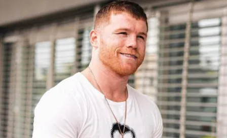 Canelo Álvarez lució vestimenta de casi un millón de pesos en redes sociales