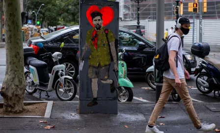 Messi: Arista callejero, TVBoy, honró a Leo con grafiti vestido de 'Che Guevara'