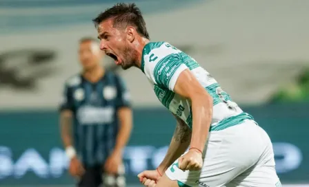 Santos: Guillermo Almada, satisfecho con el triunfo lagunero ante Querétaro