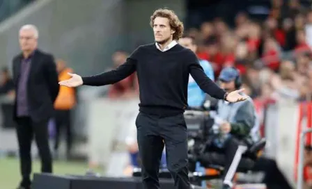 Diego Forlán: El presidente del Peñarol cesó al técnico de su cargo