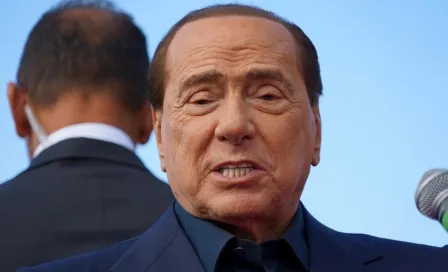 Silvio Berlusconi, exprimer ministro italiano, dio positivo por Covid-19