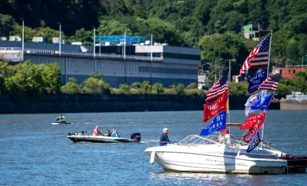 Donald Trump: Cinco barcos se hundieron en desfile en apoyo al presidente