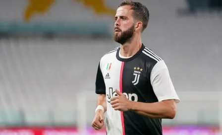 Barcelona: Miralem Pjanic anunció que ya dio negativo en prueba de Covid