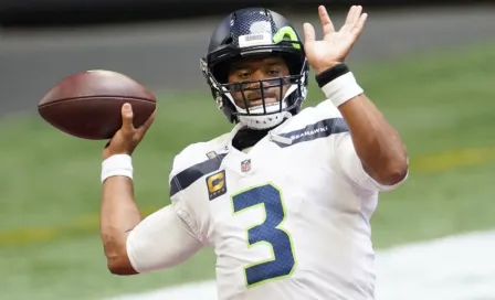 NFL: Russell Wilson guió a Seahawks en victoria sobre Falcons con cuatro pases de anotación