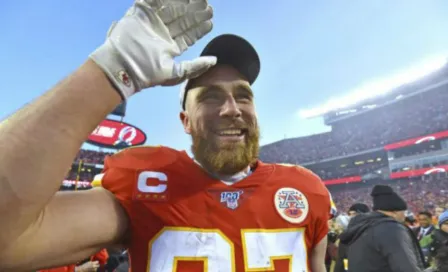 América: Travis Kelce, de los Kansas City Chiefs, agradeció su jersey personalizado