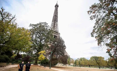 Torre Eiffel, desalojada por amenaza de bomba