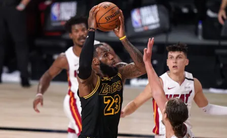 NBA: LeBron James y Anthony Davis dan la victoria a los Lakers sobre el Heat en juego 2