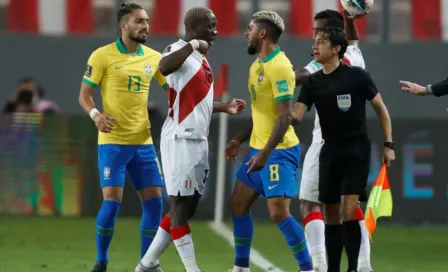 Gareca tras polémica derrota ante Brasil: 'A veces los árbitros no tienen un buen día'