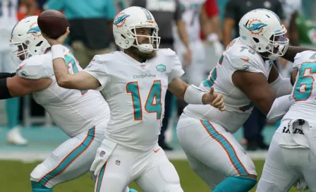 NFL: Dolphins blanquearon a unos inoperantes Jets que siguen sin ganar