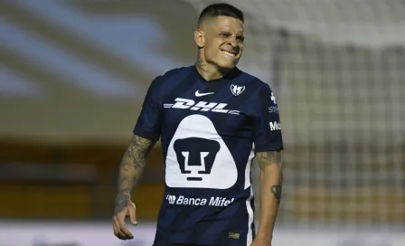 Iturbe: Negó haber hecho 'berrinche' por salir de cambio en partido vs Toluca