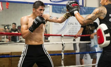 Leo Santa Cruz, por marca histórica de campeonatos ante Gervonta Davis