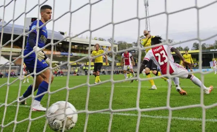 Portero del Venlo y su dura confesión tras recibir 13 goles: 'Quería llorar en un rincón'